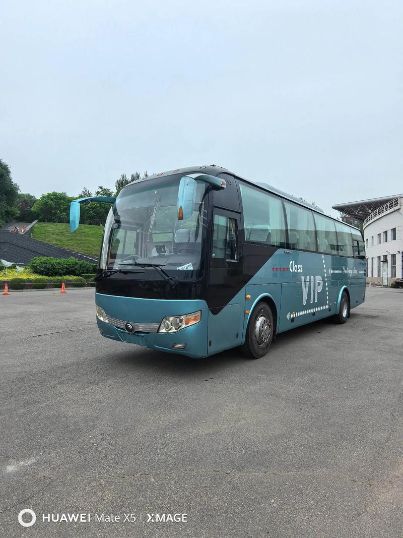 跨城包车实景图